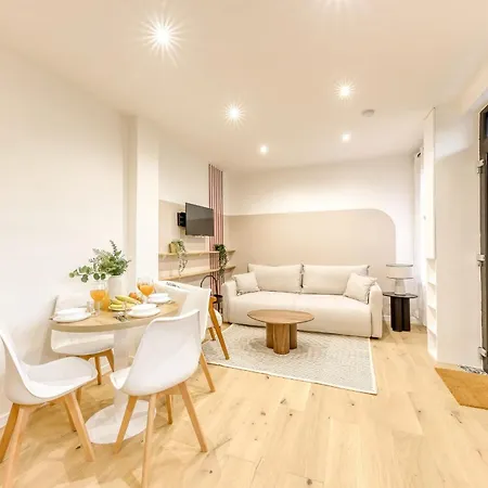 Apartment Souplex Movies - Near Paris - Metro 7 Villejuif